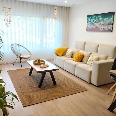 Moodhu - Cozy W/ Amazing Terrace *