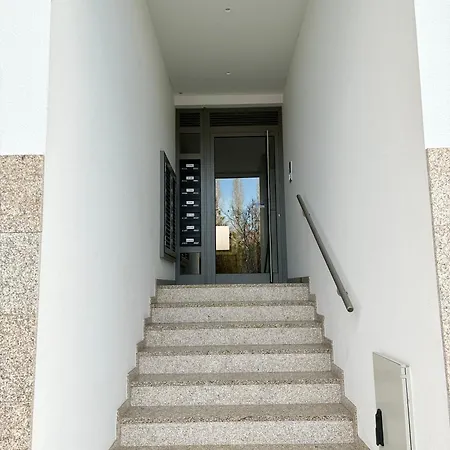 Moodhu - Cozy W/ Amazing Terrace Λεϊρία