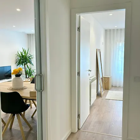 Moodhu - Cozy W/ Amazing Terrace לייריה