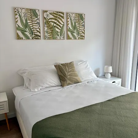 Moodhu - Cozy W/ Amazing Terrace לייריה