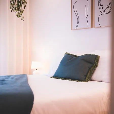 Moodhu - Cozy W/ Amazing Terrace דירה לייריה