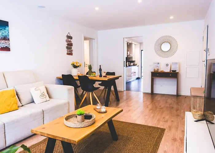 Apartment Moodhu - Cozy W/ Amazing Terrace Leiria