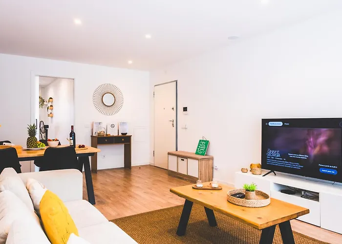 Moodhu - Cozy W/ Amazing Terrace *